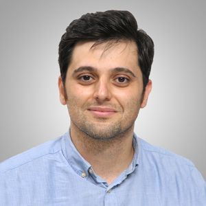 Dr. Hooman Esfandiari